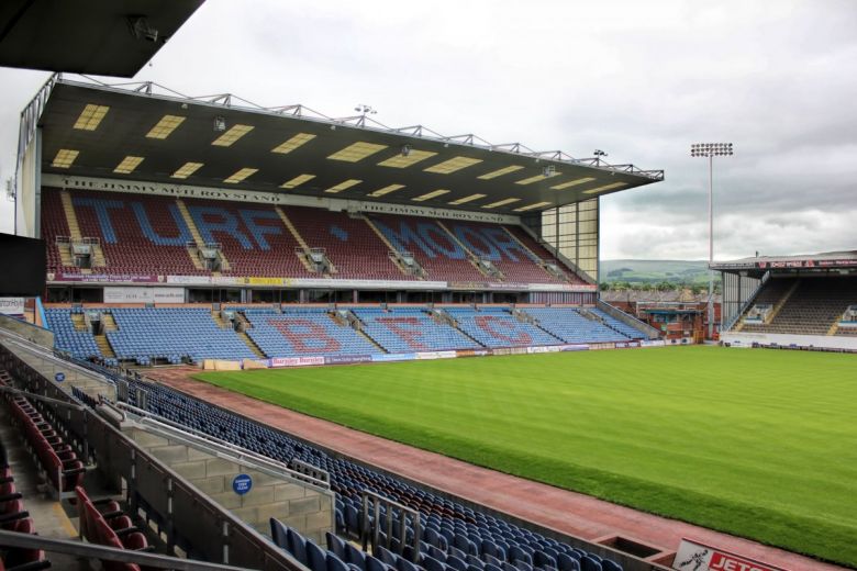 Burnley - Stadionul Turf Moor 001