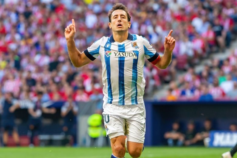 Mikel Oyarzabal - Real Sociedad 012