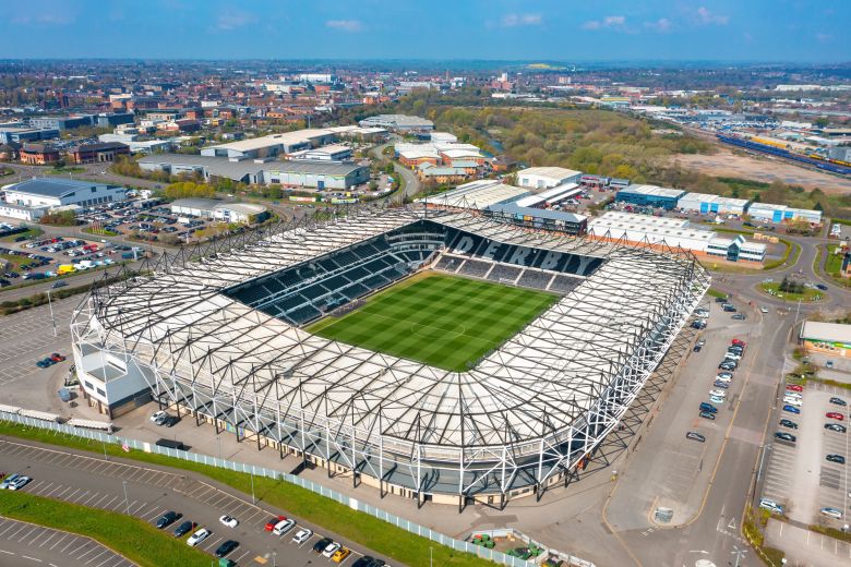 Pont Derby County - Charlton Athletic