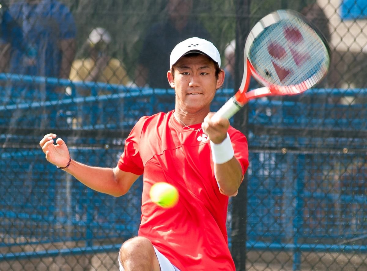 Yoshihito Nishioka 001