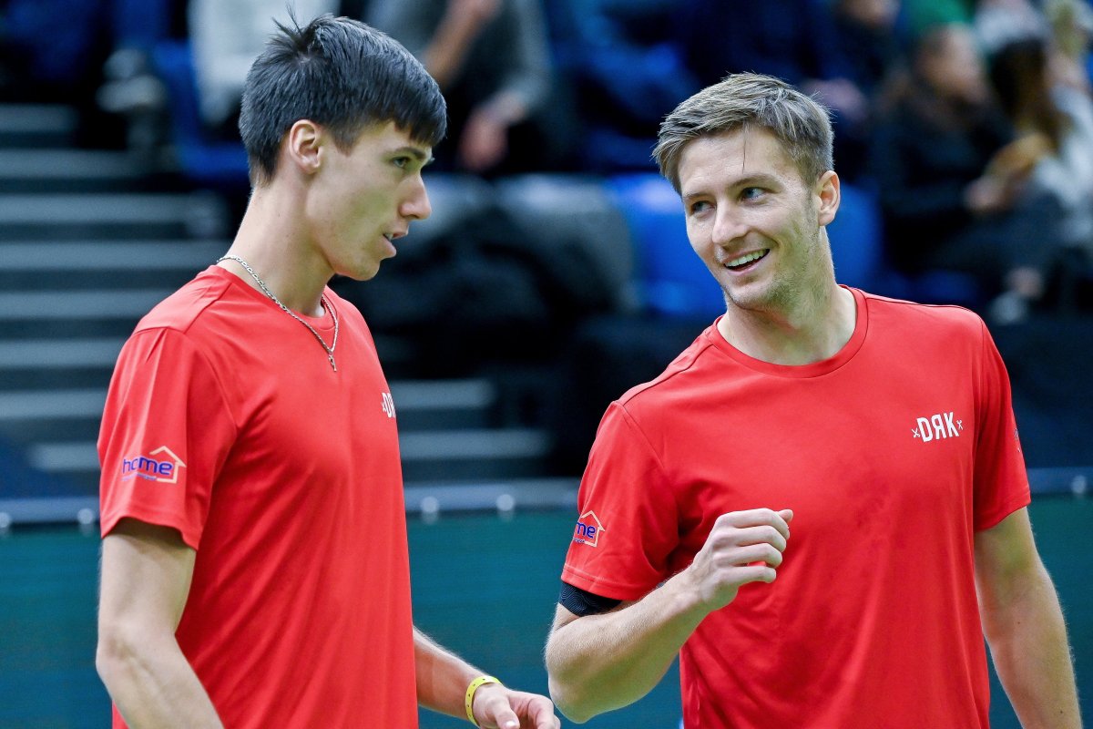 Cupa Davis - Ungaria-Franța 012 Marozsán Fábián și Valkusz Máté împotriva perechii franceze Arthur Rinderknech - Nicolas Mahut. Fotografie: MTI/Illyés Tibor