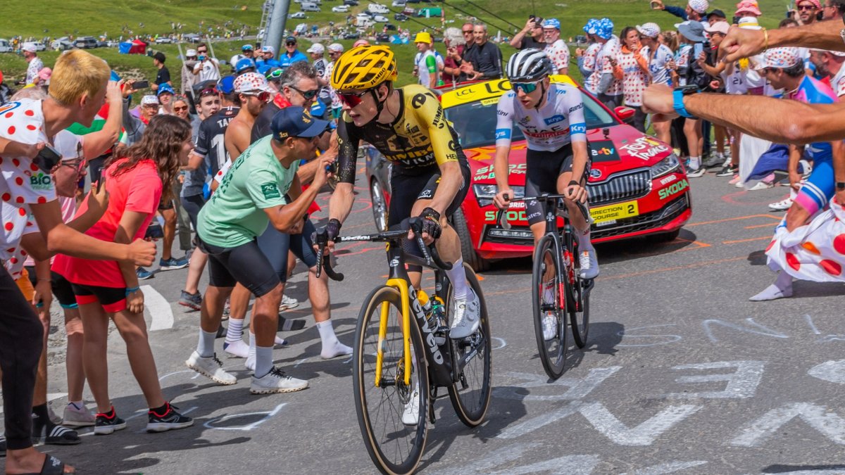 Jonas Vingegaard și Tadej Pogacar (2328240539) Fotografii: rui vale sousa/Shutterstock