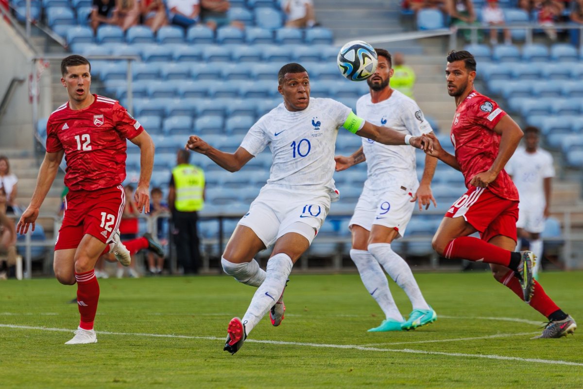 Kylian Mbappé - Franța 011 Kylian Mbappé (Foto: Maciej Rogowski Photo/Shutterstock.com)